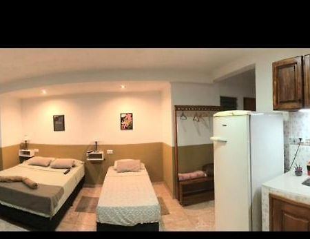 Alojamiento Lili Y Victor Porto Iguaçu Exterior foto