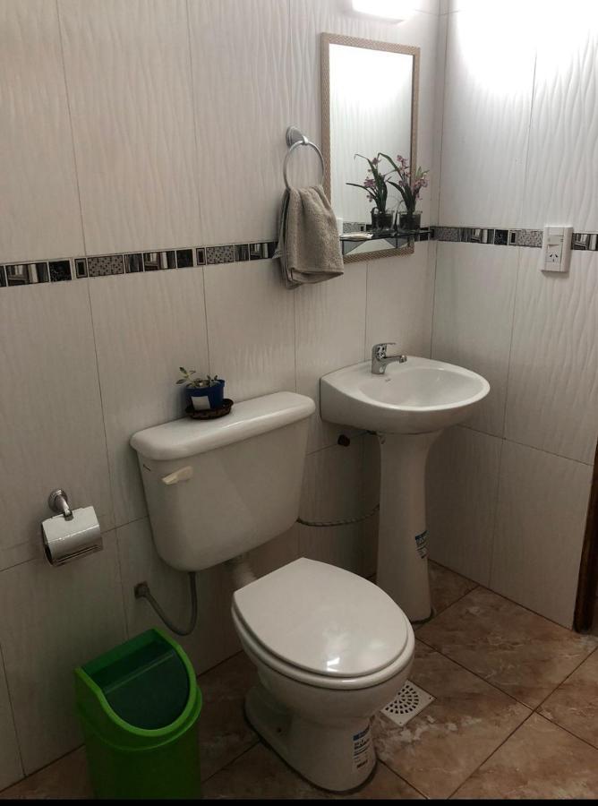 Alojamiento Lili Y Victor Porto Iguaçu Exterior foto